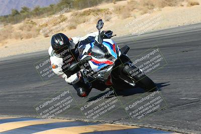 media/Feb-13-2022-SoCal Trackdays (Sun) [[c9210d39ca]]/Turn 7 Inside (1040am)/